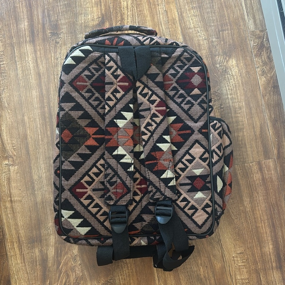 Geometric Aztec print Patterned Backpack - Picture 2 of 2